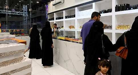 انتعاش الحركة الشرائية في أسواق جازان قبيل عيد الأضحى