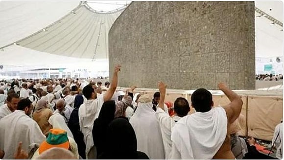 وزارة الحج والعمرة تكثّف جهودها الميدانية لمتابعة رمي الجمرات في أول أيام التشريق