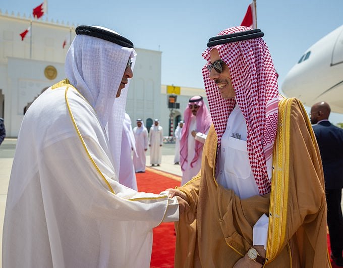 وزير الخارجية يصل إلى البحرين للمشاركة في الاجتماع الوزاري ل
