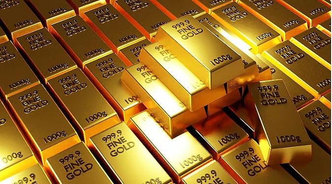 هبوط الذهب مع صعود النفط والدولار بفعل تجدد اشتباكات أمريكا 