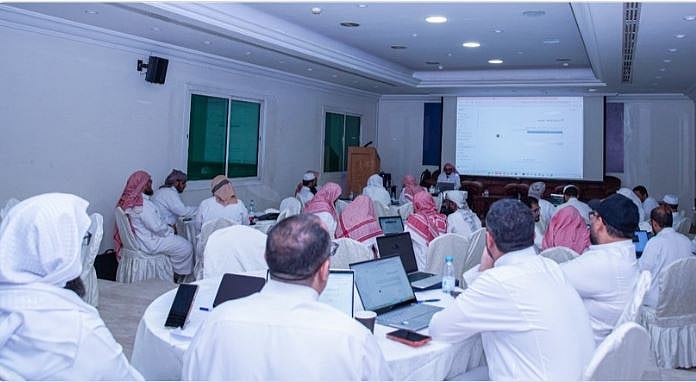 بمشاركة يمنية.. «الشؤون الإسلامية» تنظم دورة تدريبية بعنوان «مهارات التعامل مع أدوات الذكاء الاصطناعي» 