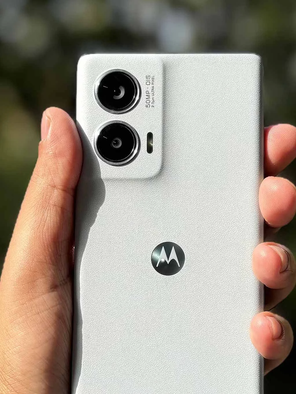The smartphone sports a 50MP Sony LYTIA 600 camera sensor with optical image stabilization (OIS)
