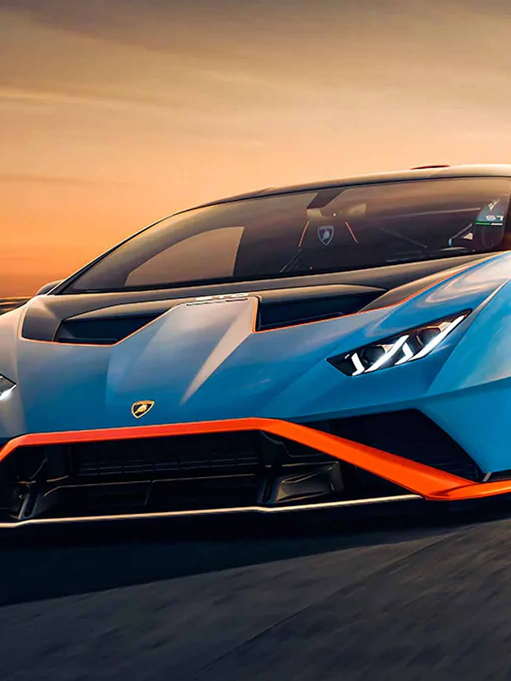 Huracan STO is Lamborghini's naturally aspirated 5.2-liter V10 engine, which produces 640 horsepower and 565 Nm of torque and gives a speed of 310 km/hr.