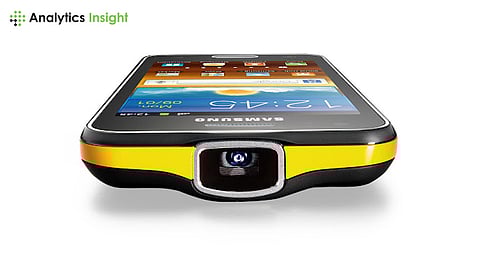 Smartphones with Built-in Projectors: A Novelty or Necessity?
