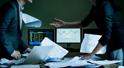 How Tender Proposal Software Helps Manage Risks When Participating in Large Tenders
