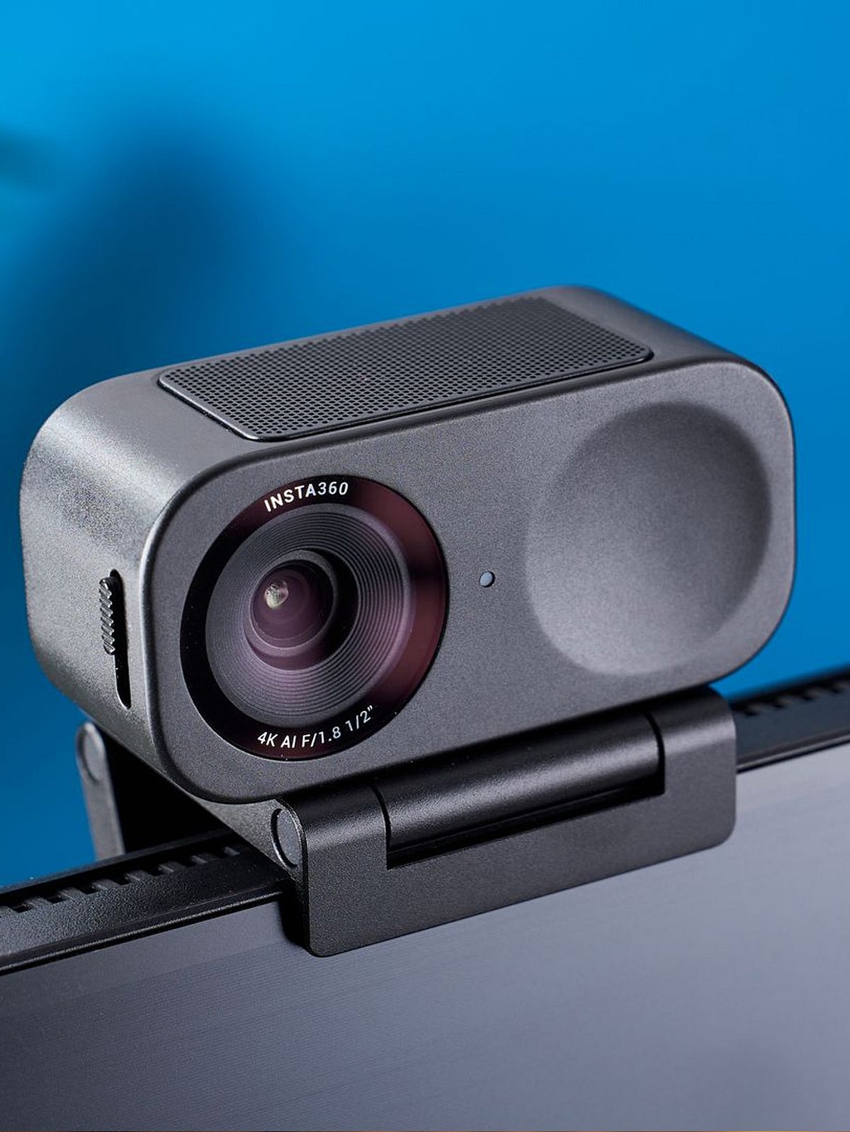 Type Streamer Best Gaming Webcams for Streamers