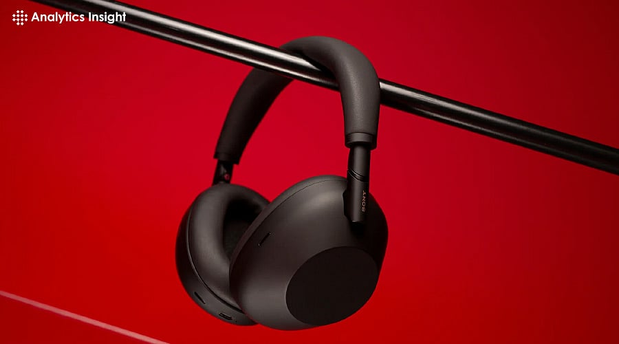 Sony M6 Headphones Break Cover: Foldable, Smarter, and Quieter Than Ever