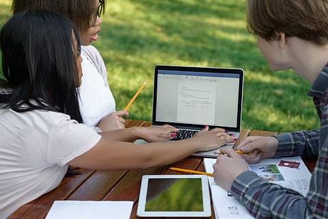 Enhancing E-Learning and Online Education with AI Content Generation
