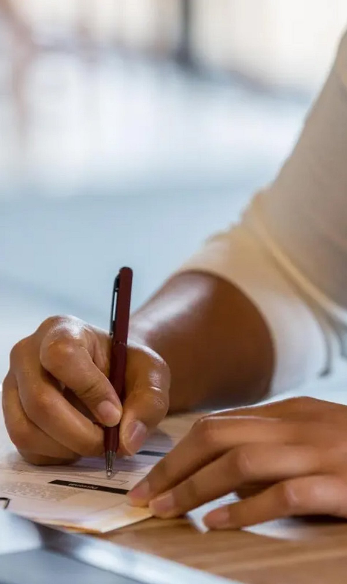 How to Use ChatGPT for Resume Writing in Minutes