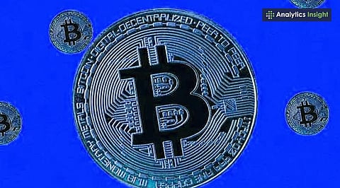 Bitcoin Price Consolidates Between $118K and $122K