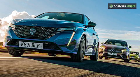 Best Hybrid Cars of 2025 – Top 10 Picks in India