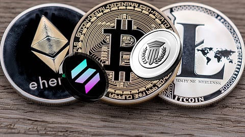 Best Crypto To Buy As Solana (SOL) Price Drops 16% Despite 100% US ETF Approval Chances