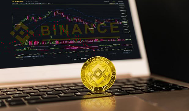 BNB Falls Below $1,150 As Retail Banking Token Mania Drives Digitap ($TAP)  Higher