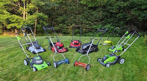 Best Lightweight Lawn Mowers to Buy in 2025