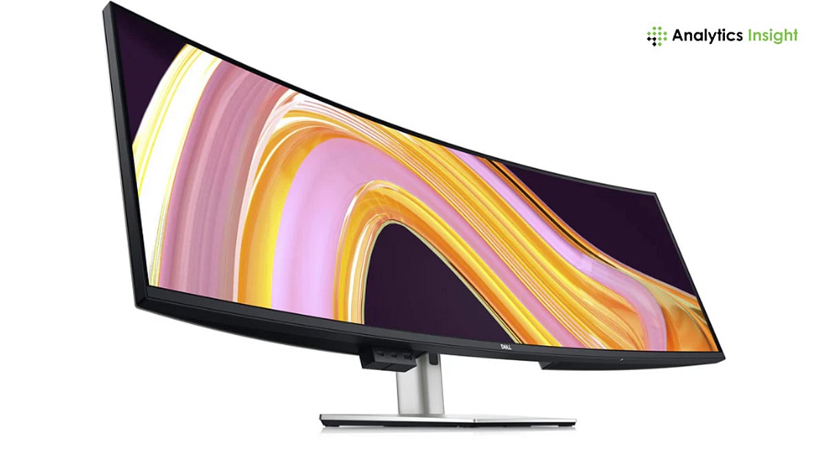 Are Ultrawide & Curved Monitors Worth the Hype?