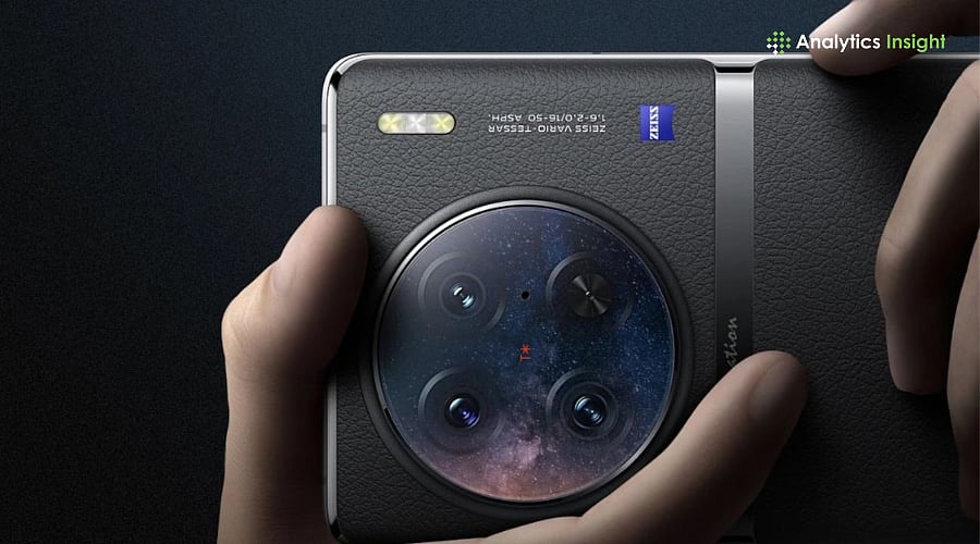 Top 5 Camera Smartphones Under Rs. 35,000 to Buy in December 2025