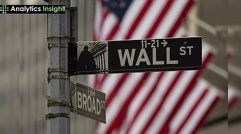 US Stock Market Today: S&P 500 Slips 0.4% After Oracle Lifts AI Spending Outlook and Tech Stocks Drop