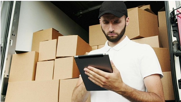 How Automation Connects Software Systems to Shipping Execution