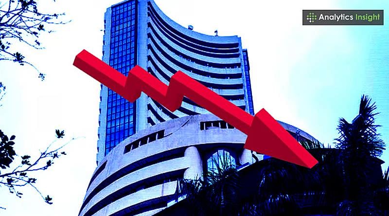 Stock Market Today: Sensex Down 801 Points, Nifty at 25,556; Infosys at Rs. 1,356, TCS at Rs. 2,689