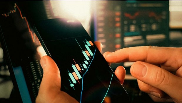 What Large Cryptocurrency Transfers Actually Signal—and When They Don't Matter