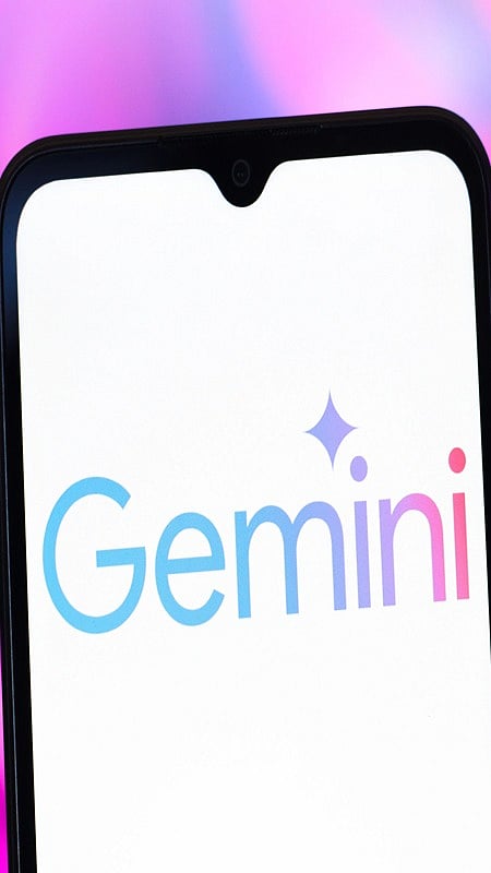 Transfer-your-chat-history-to-Gemini-in-seconds.jpg