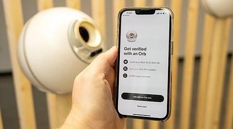 Tinder to Use Iris-Scanning Orb to Check if User is Human
