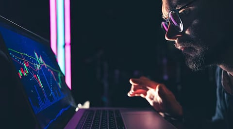 Altcoin Season_ How Investors Can Spot It Before the Crowd