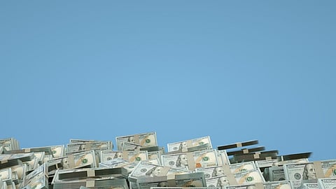What Warren Buffett's Cash Pile Is Really Telling Us About the Market Right Now