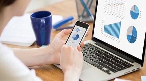 Why More Contractors Are Choosing Revenue-Based Financing Over Traditional Bank Financing 