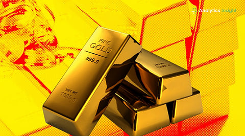 Gold Price Today: MCX Gold Falls to Rs. 1,52,575 Amid Profit Booking; Key Levels to Watch 