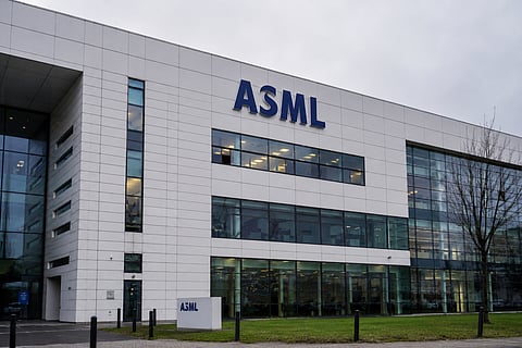 ASML Shares Rise After Second 2026 Forecast Upgrade on AI Chip Demand