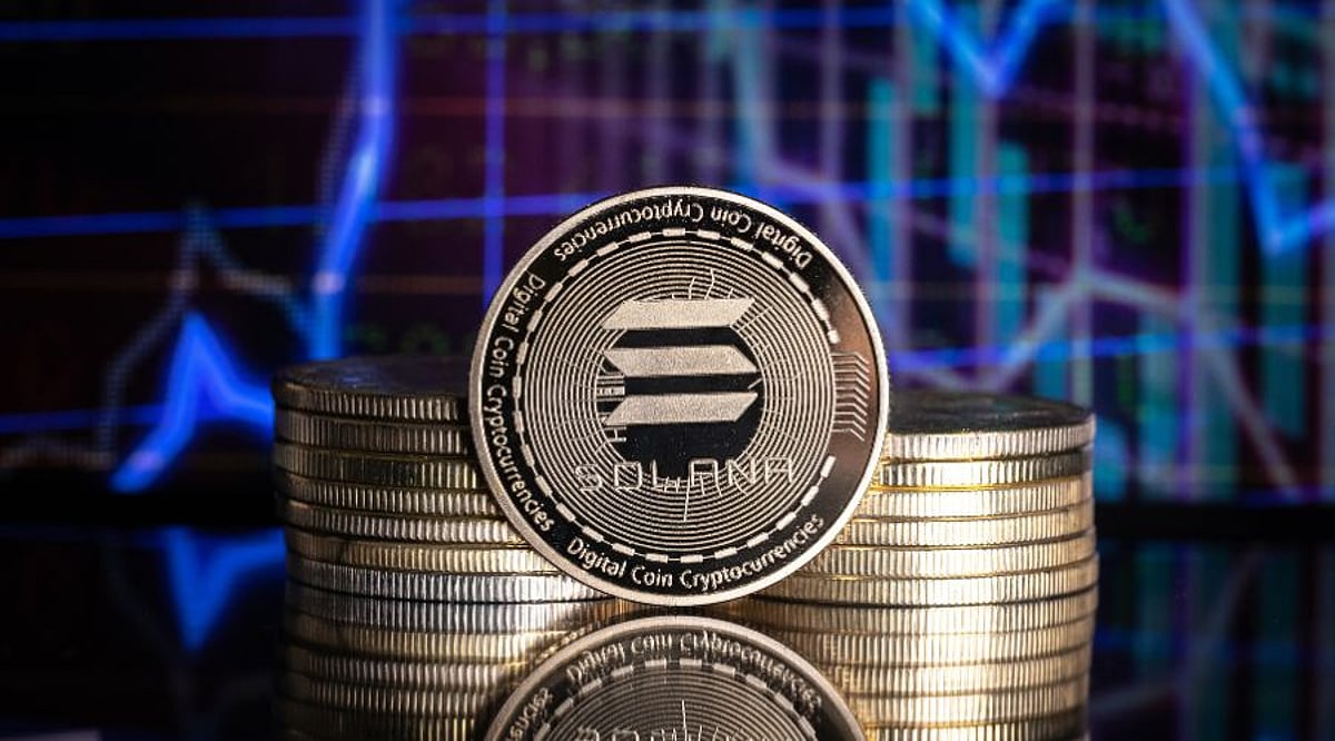 Solana Price Eyes $80 as Alpenglow Upgrade and ETF Filing Draw Attention