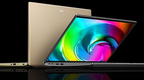 Top-Business-Ultrabooks-with-Long-Battery-Life-and-Premium-Performance.jpg