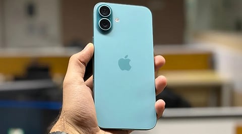 Apple iPhone 16