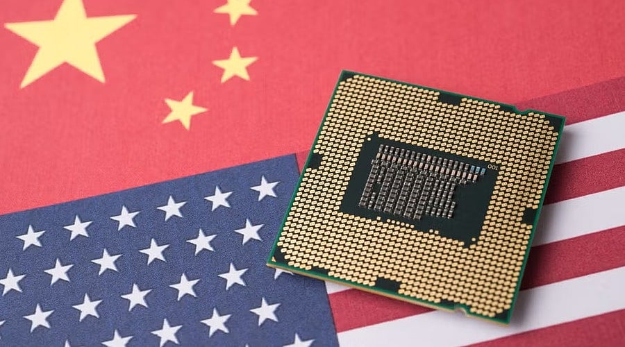 US Weighs New Chip Tariffs, AI Data Centers Face Risk