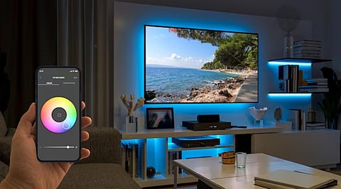 10 Movies That Predicted Smartphones, Smart Homes and Connected Devices - Som.jpg
