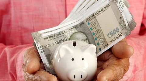 A Mobile Shop Owner Receives a Rs. 44,500 Relief Over a 55-Day Delay in Rs. 15 Lakh Prize