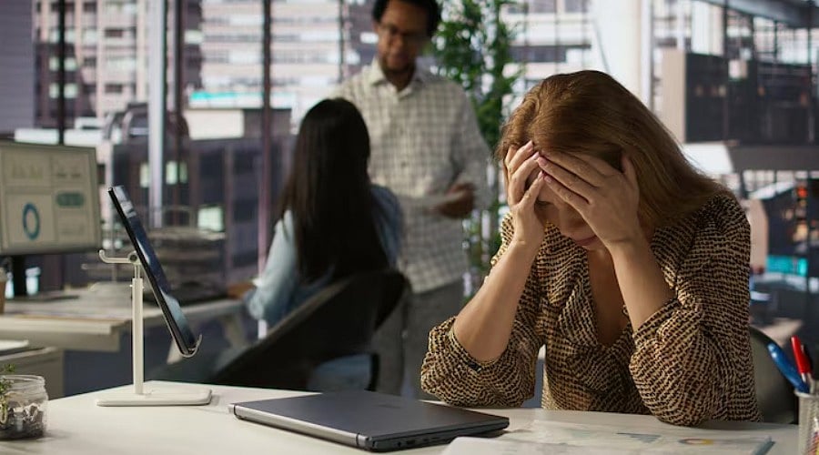 AI Job Cuts, Burnout Rise as Workplace Stress Grows