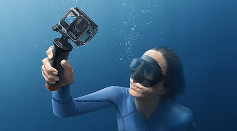 Waterproof-Camera-vs-Smartphone-hich-Is-Better-for-Your-Next-Holiday.jpg