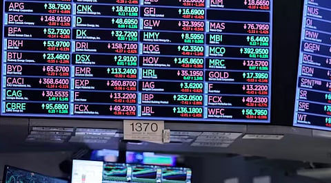 Wall Street Futures Fall as Brent Crude Crosses USD 100 for First Time Since July
