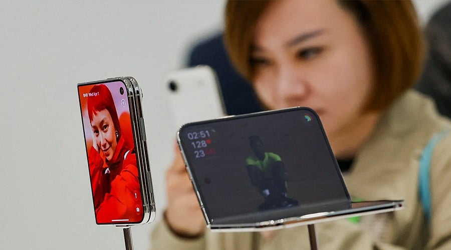 Samsung Trolls Apple's iPhone Duo: ‘Reheating Our Leftovers'