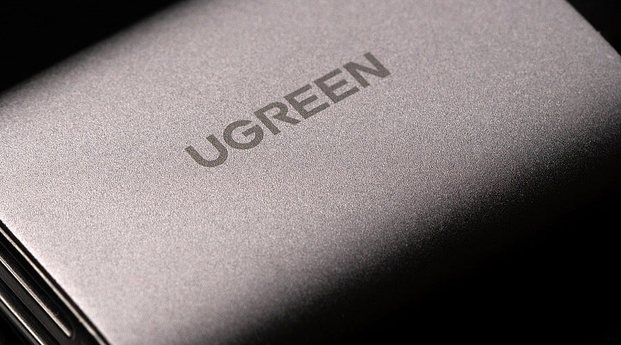 适合学生的最佳 UGREEN 小玩意