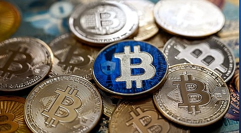 Bitcoin Slides as Fed Hike Fuels Dollar Strength and Rate Risk