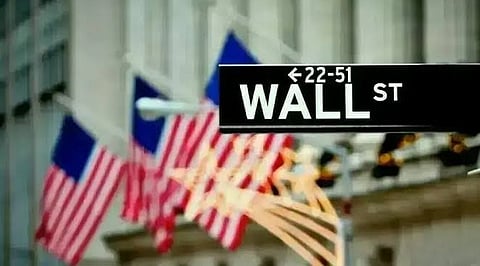 Wall Street Climbs Ahead of Bank Earnings and Inflation Data