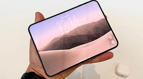 apple-will-have-limited-iphone-duo-units-available-stores-friday.