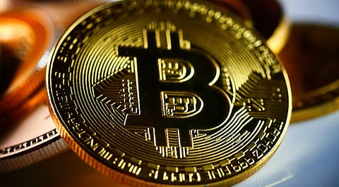 Why Analysts Disagree on Bitcoin’s Price Outlook as Interest-Rate Risks Rise