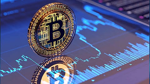 live-updates-bitcoin-clings-to-usd82-500-as-spacex-results-lift-stock-futures.