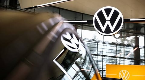 autos-transportation-volkswagen-considers-using-chinese-software-europe-report-says.
