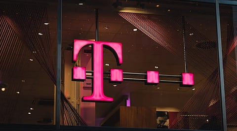 t-mobile-debuts-wireless-plans-with-customizable-perks-streaming-food-delivery.