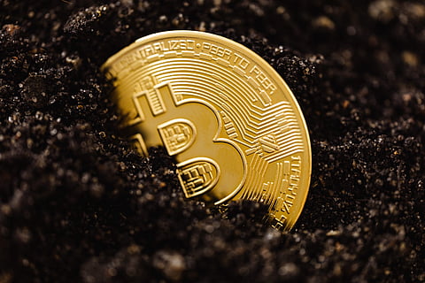What Is Binance (BNB) And HUH Token (HUH)?